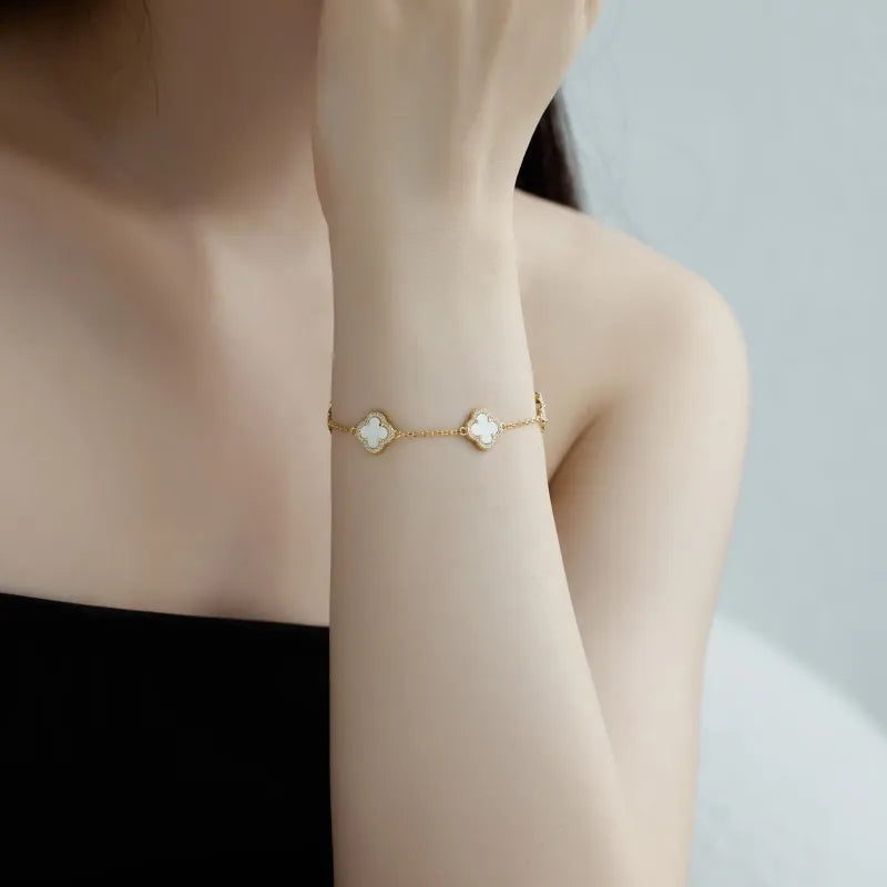 Bratara din argint Clover