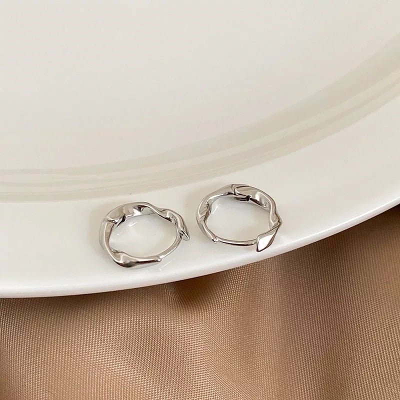 Cercei din argint Discrete - Vagance Jewelry