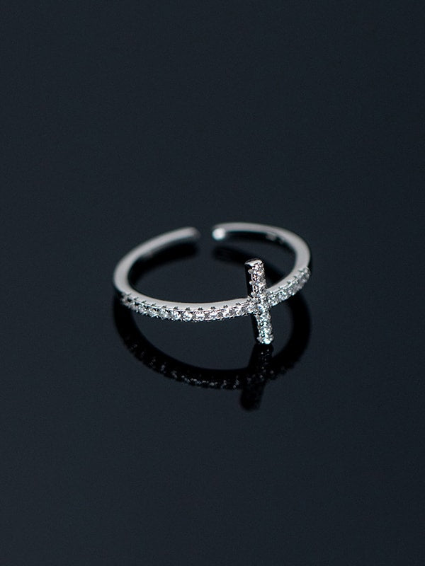 Inel reglabil din argint Shiny Little Cross - Vagance Jewelry